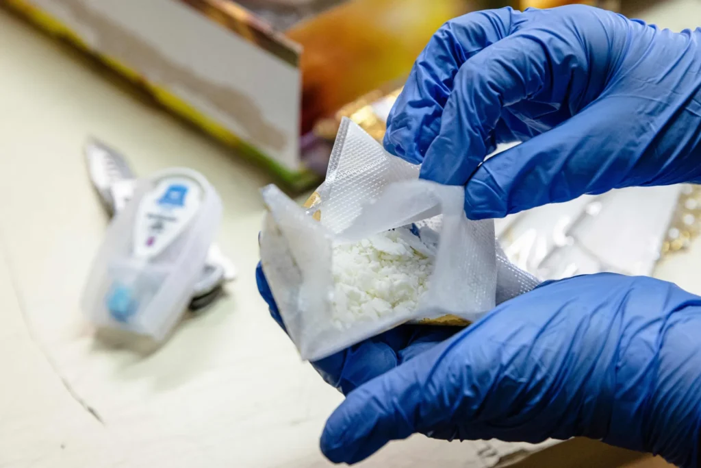 Buy cocaine powder in Australia